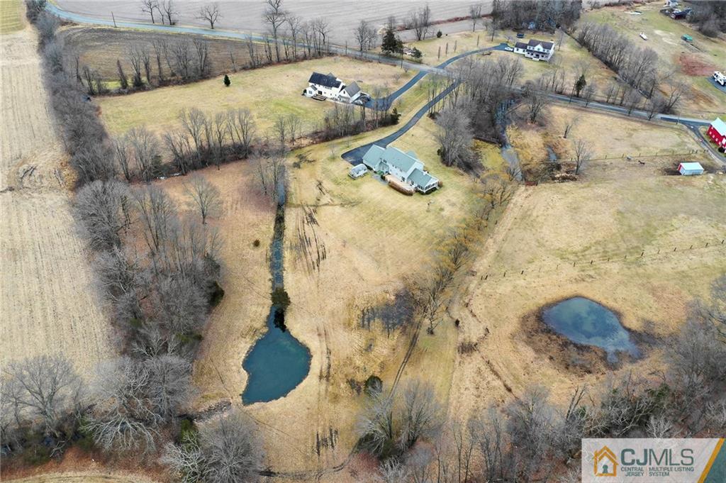 465 Shades Of Death Road Andover, NJ 07821 - Photo 37 of 39 Gallery Image 37