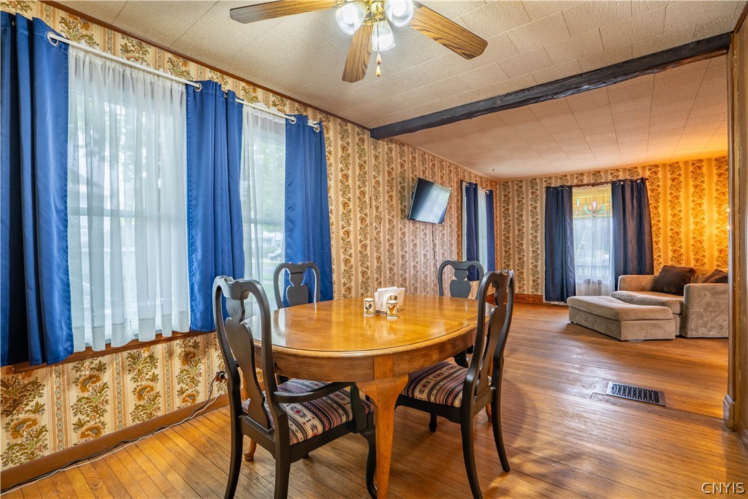 519 Broadway Street Oneida, NY 13421 - Photo 17 of 47