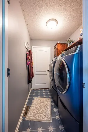 $429,900 | 606 Briar Lane, Kearney, MO 64060