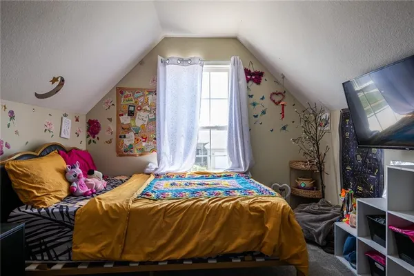 $429,900 | 606 Briar Lane, Kearney, MO 64060