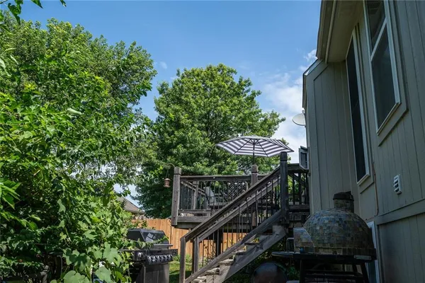 $429,900 | 606 Briar Lane, Kearney, MO 64060