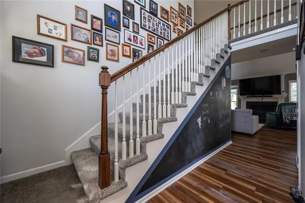 $429,900 | 606 Briar Lane, Kearney, MO 64060