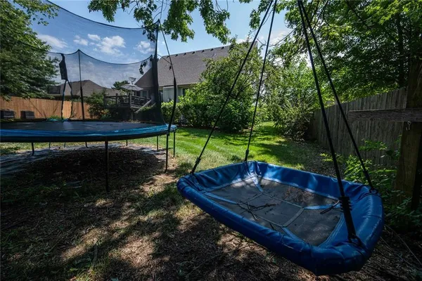 $429,900 | 606 Briar Lane, Kearney, MO 64060