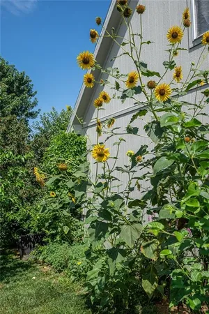 $429,900 | 606 Briar Lane, Kearney, MO 64060