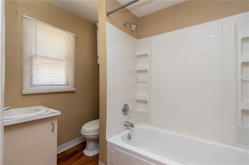 350 Blackswoods Road Freedom, PA 15042 - Photo 23 of 25 Apartment Full Bath