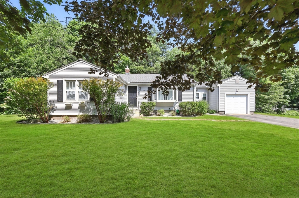 59 Searle Road South Hadley, MA 01075 - Photo 1 of 36 Gallery Image 1
