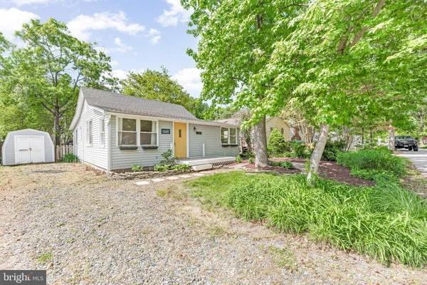 $315,000 | 1223 Pine Avenue, Shady Side, MD 20764