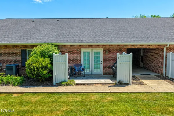 $229,000 | 1321 West Main Street, Unit 6, Rogersville, TN 37857