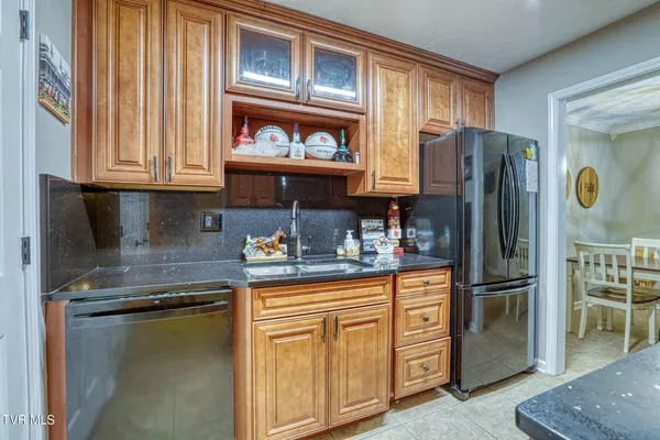 $229,000 | 1321 West Main Street, Unit 6, Rogersville, TN 37857