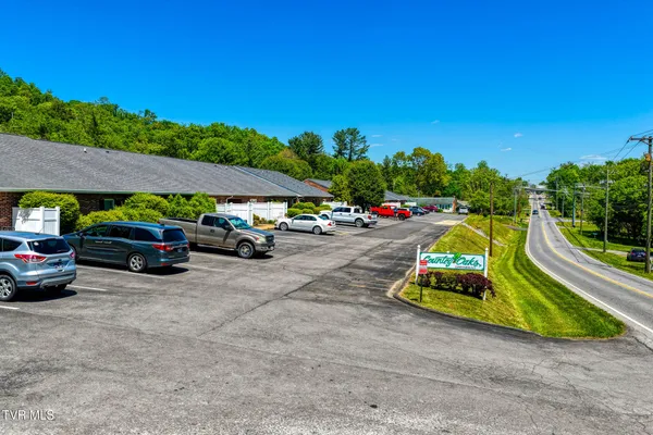$229,000 | 1321 West Main Street, Unit 6, Rogersville, TN 37857