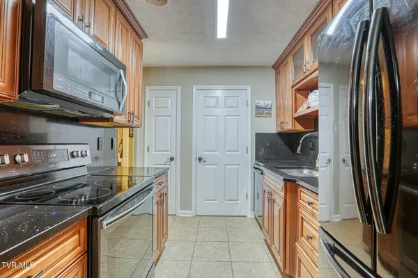 $229,000 | 1321 West Main Street, Unit 6, Rogersville, TN 37857