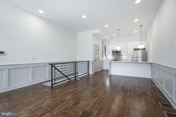 $1,950 | 2227 North 33rd Street, Unit A, Philadelphia, PA 19132