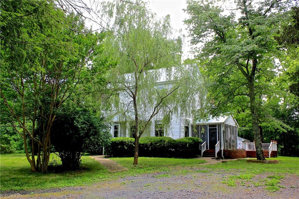 162 Settle Bridge Road Reidsville, NC 27320 - Photo 3 of 30