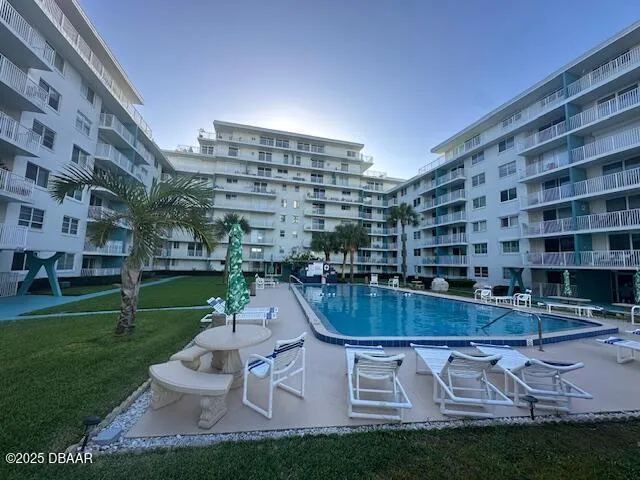 $1,795 | 2727 North Atlantic Avenue, Unit 211, Daytona Beach, FL 32118