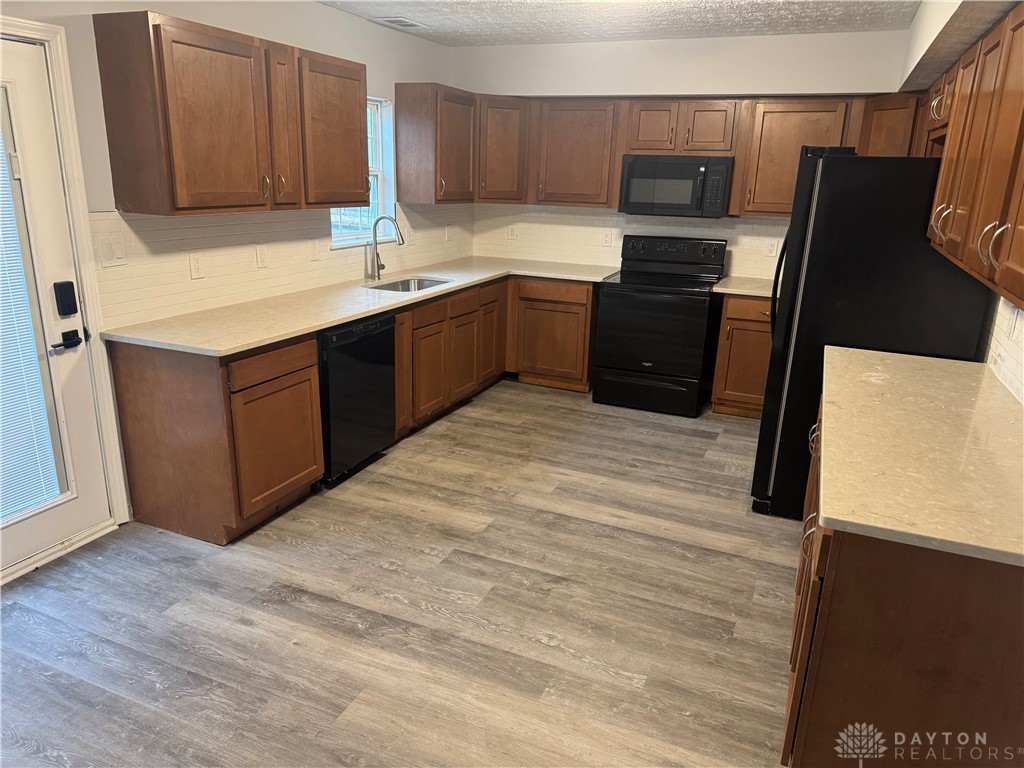 3401 Dryden Road Moraine, OH 45439 - Photo 6 of 30 Gallery Image 6