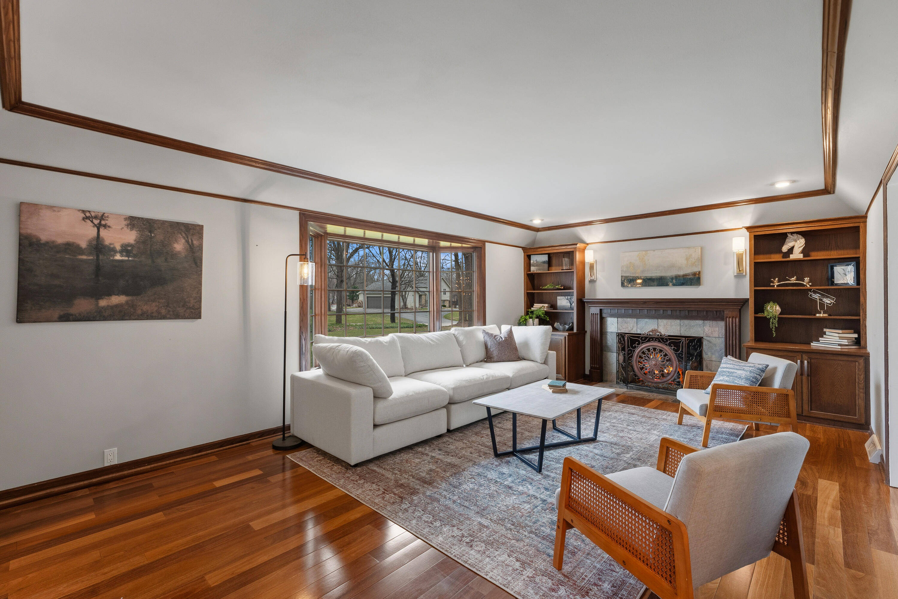 14830 Woodbridge Road Brookfield, WI 53005 - Photo 3 of 28 14830 Woodbridge Rd-3