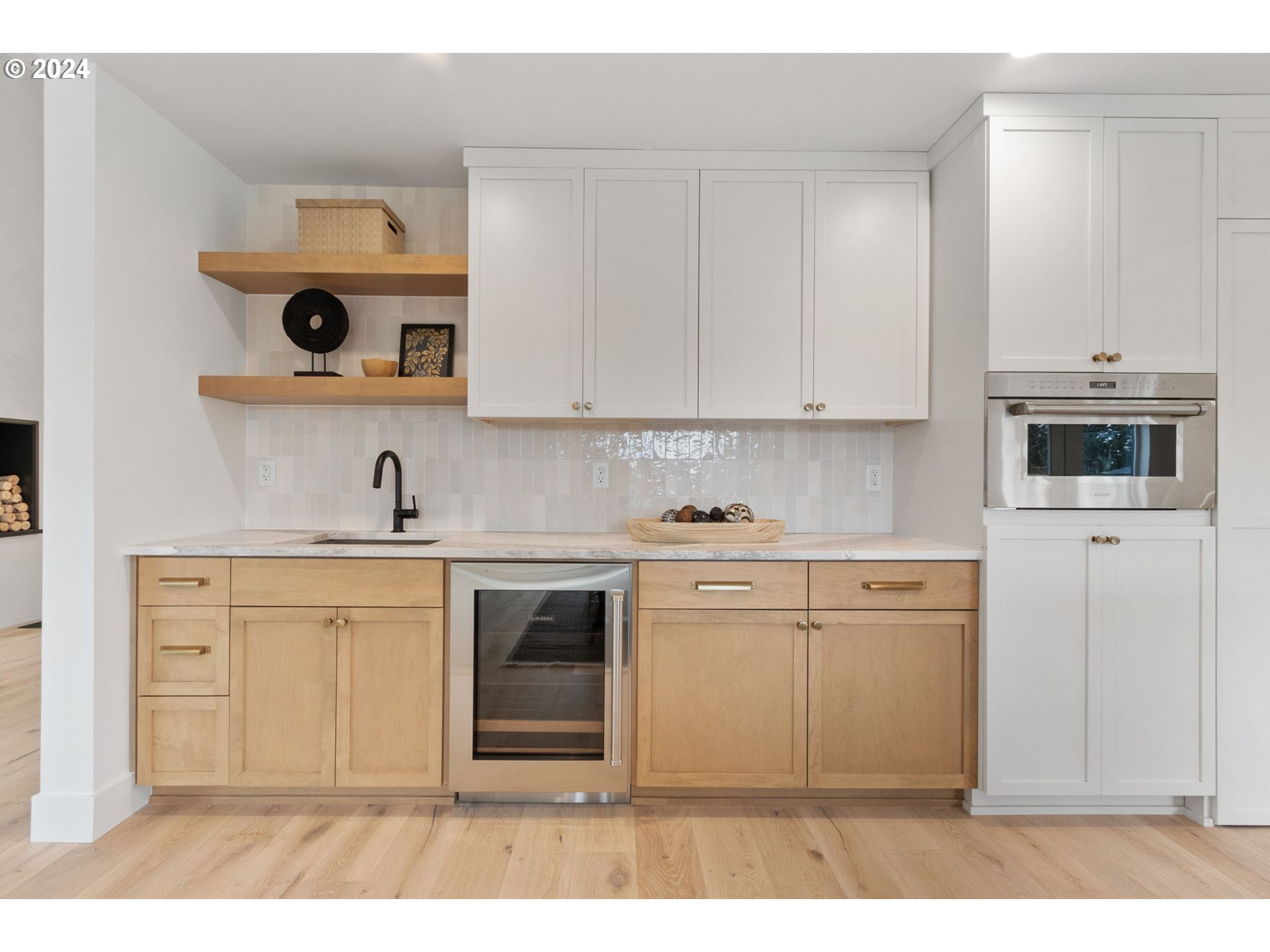 23141 Southwest Curry Ridge Drive Sherwood, OR 97140 - Photo 12 of 47 a kitchen with stainless steel appliances granite countertop a sink and a stove