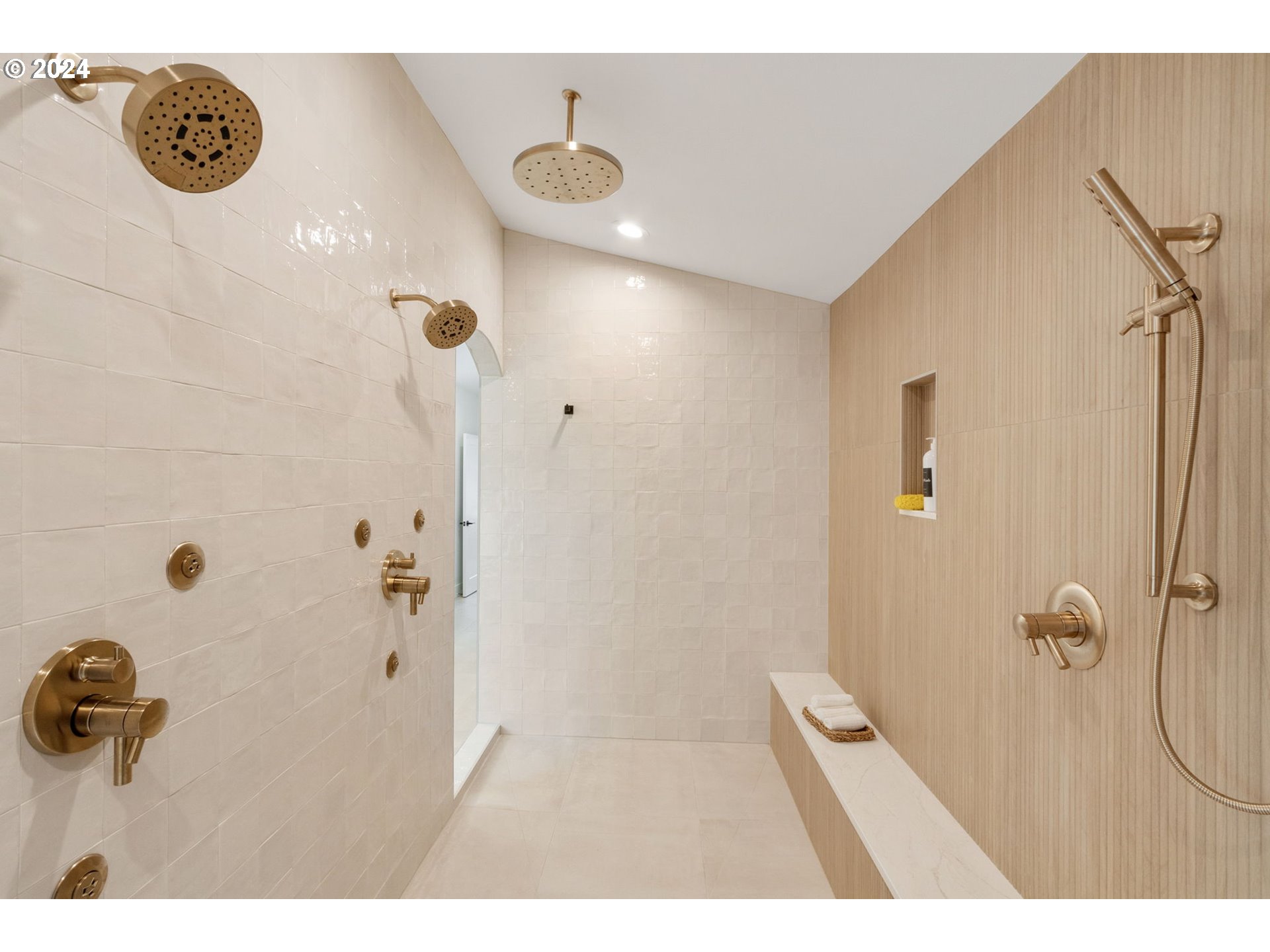 23141 Southwest Curry Ridge Drive Sherwood, OR 97140 - Photo 29 of 47 a bathroom with a shower and a sink