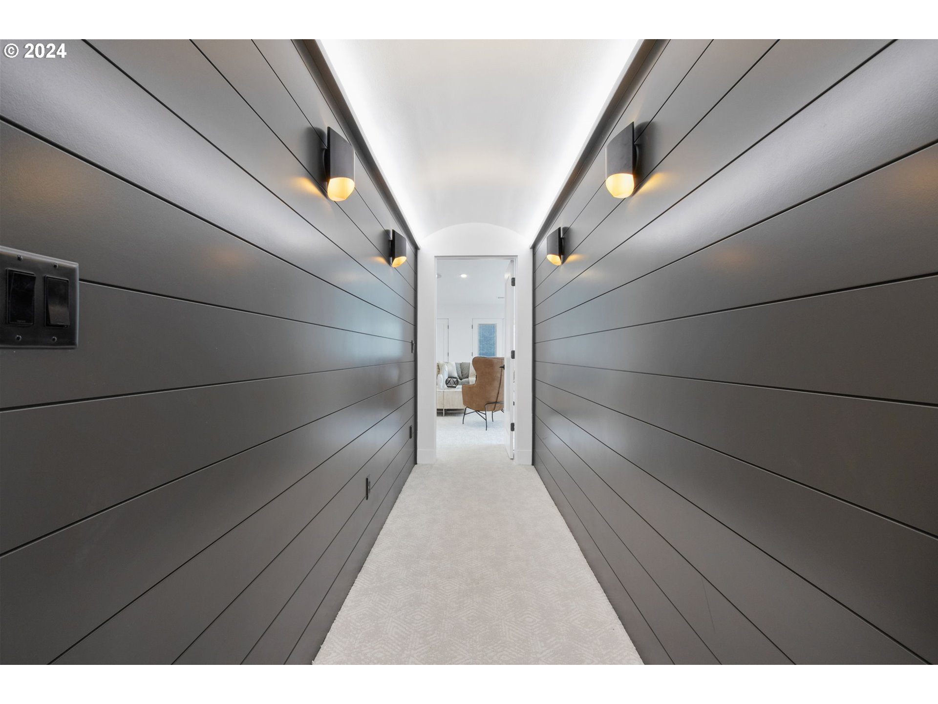 23141 Southwest Curry Ridge Drive Sherwood, OR 97140 - Photo 31 of 47 a view of entryway