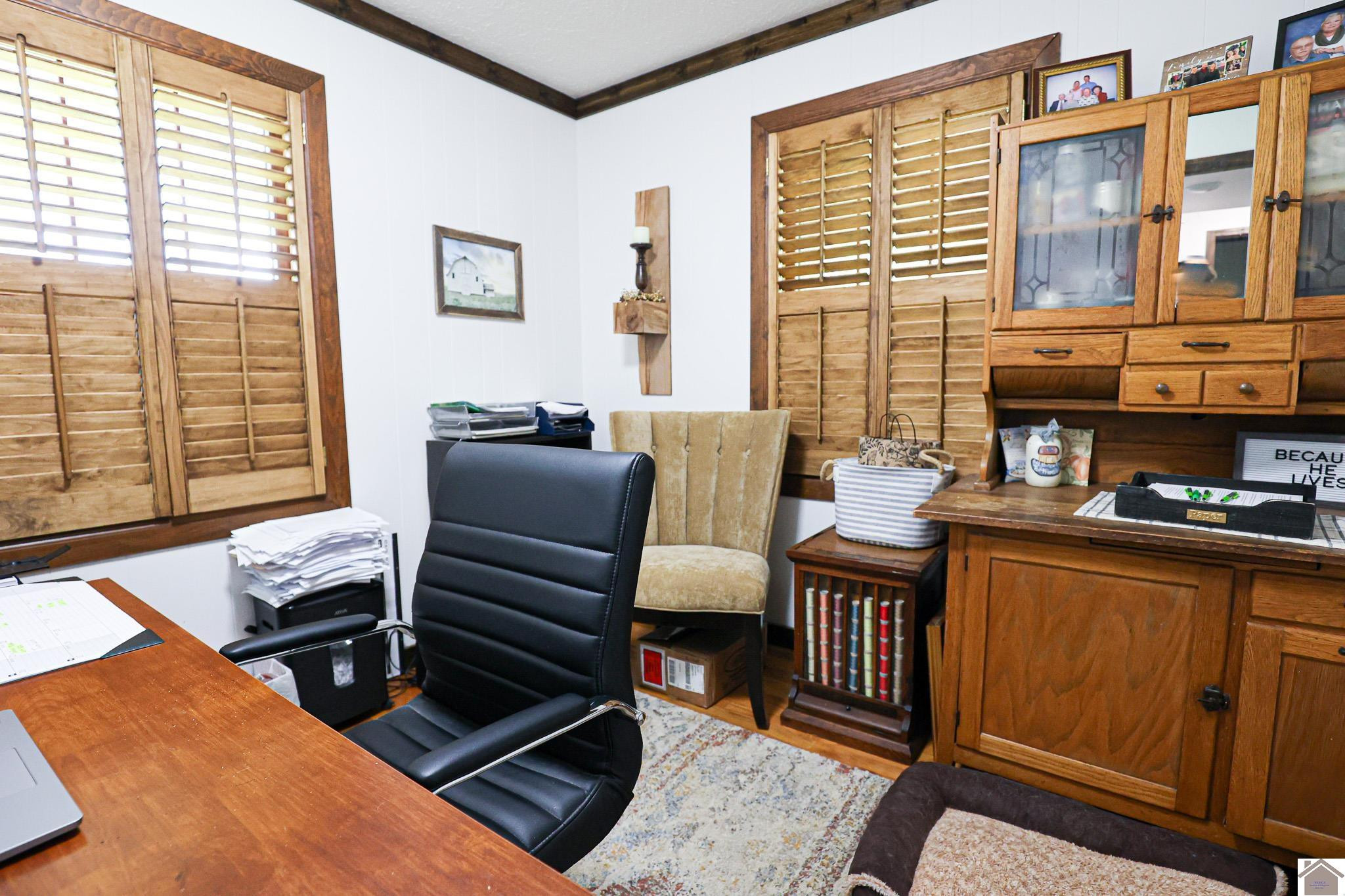 6755 Clinton Road Paducah, KY 42001 - Photo 19 of 25 Office