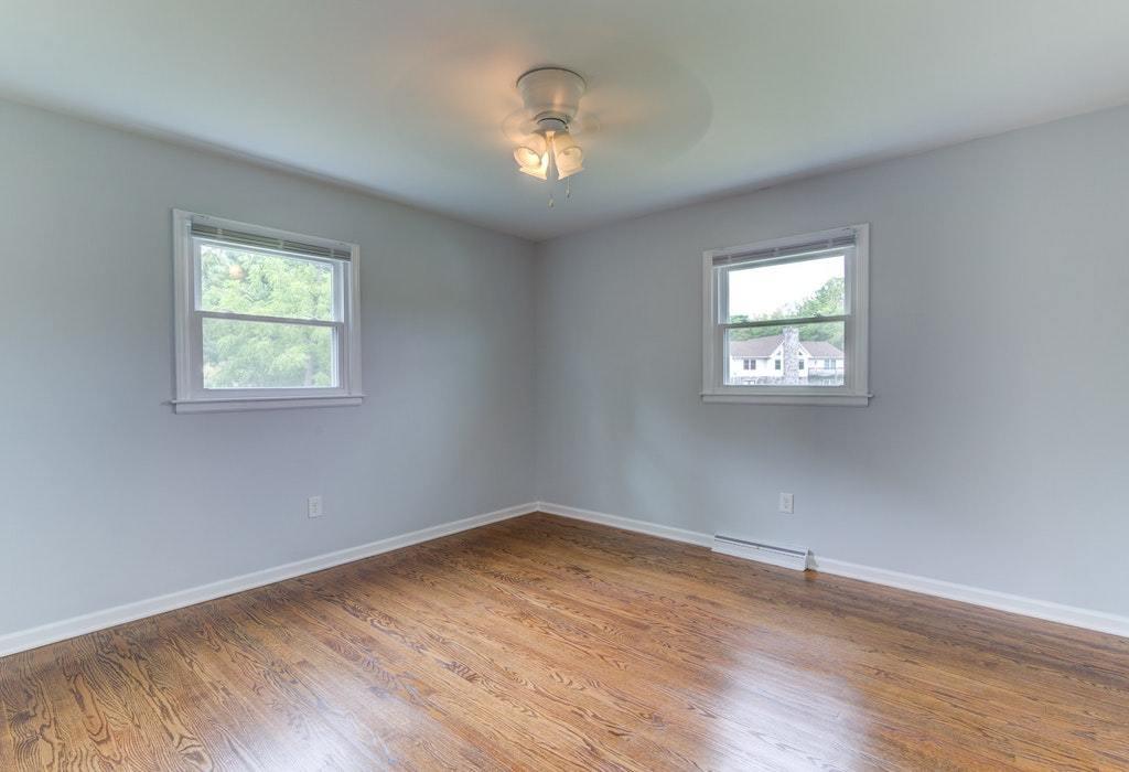 6031 Green Ridge Road Roanoke, VA 24019 - Photo 12 of 27 wide_12-6031 Greenridge Rd Roanoke Va-5-