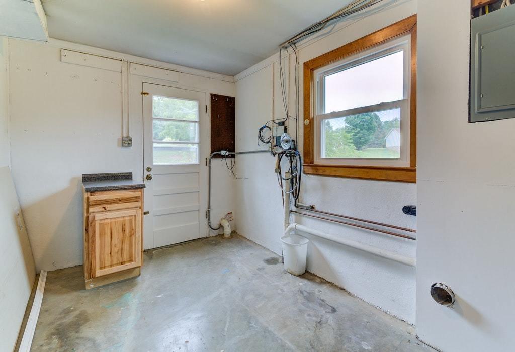 6031 Green Ridge Road Roanoke, VA 24019 - Photo 20 of 27 wide_20-6031 Greenridge Rd Roanoke Va-30