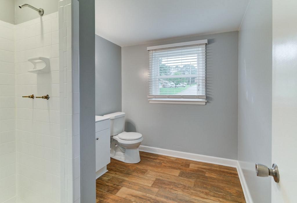 6031 Green Ridge Road Roanoke, VA 24019 - Photo 21 of 27 wide_21-6031 Greenridge Rd Roanoke Va-50