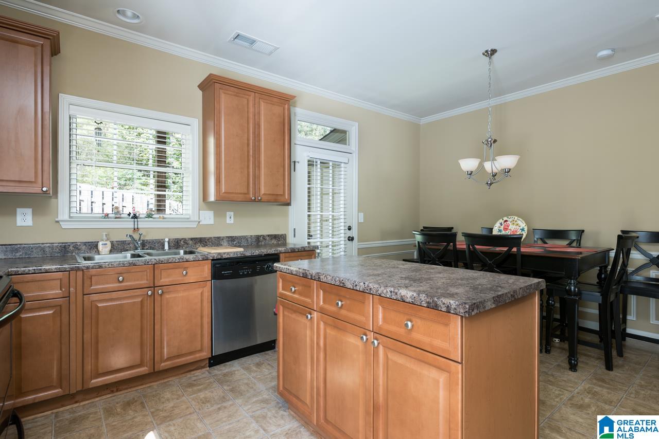 310 Calloway Terrace Pelham, AL 35124 - Photo 10 of 23