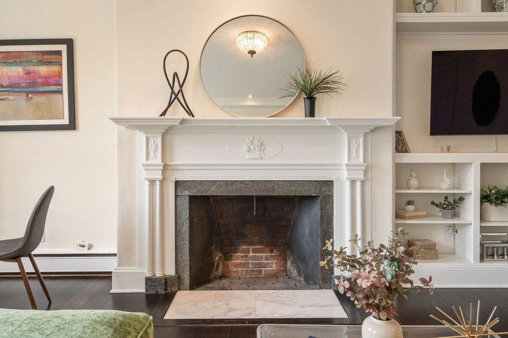 1 Chestnut Street, Unit 3B Boston, MA 02108 - Photo 5 of 20