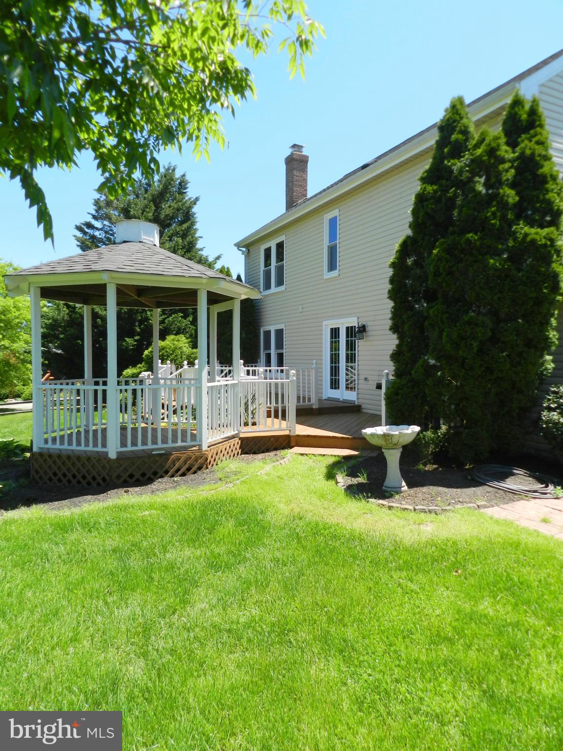 16909 Hoskinson Road Poolesville, MD 20837 - Photo 28 of 30 Exterior (Rear)