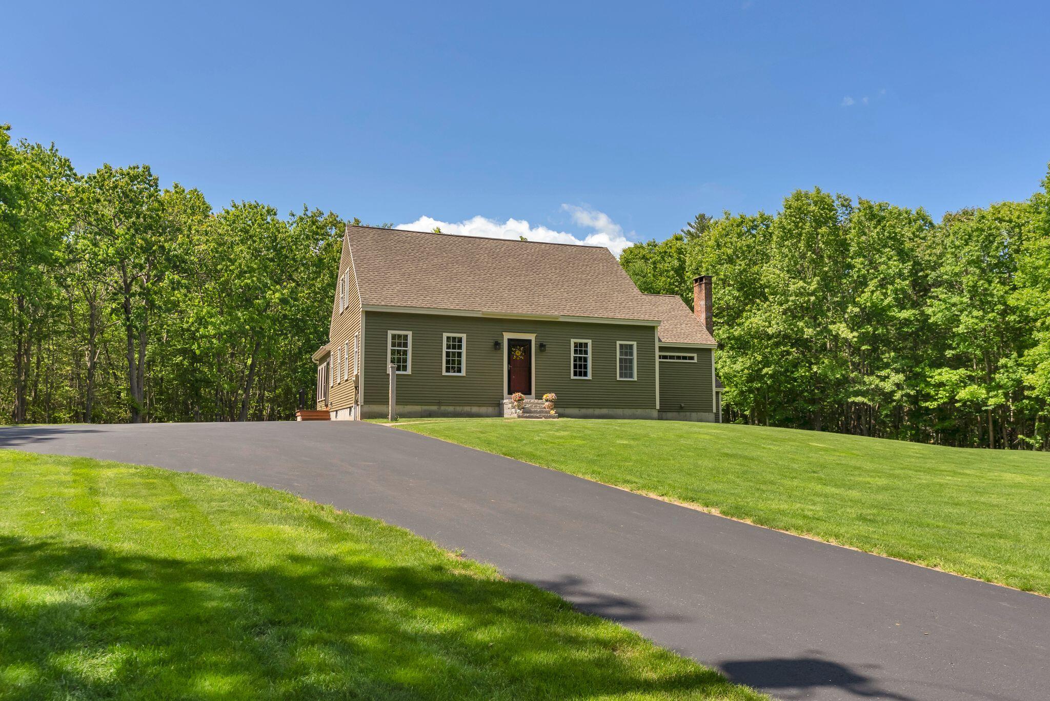 27 Clearview Lane Waterboro, ME 04030 - Photo 2 of 37 27 Clearview Ln