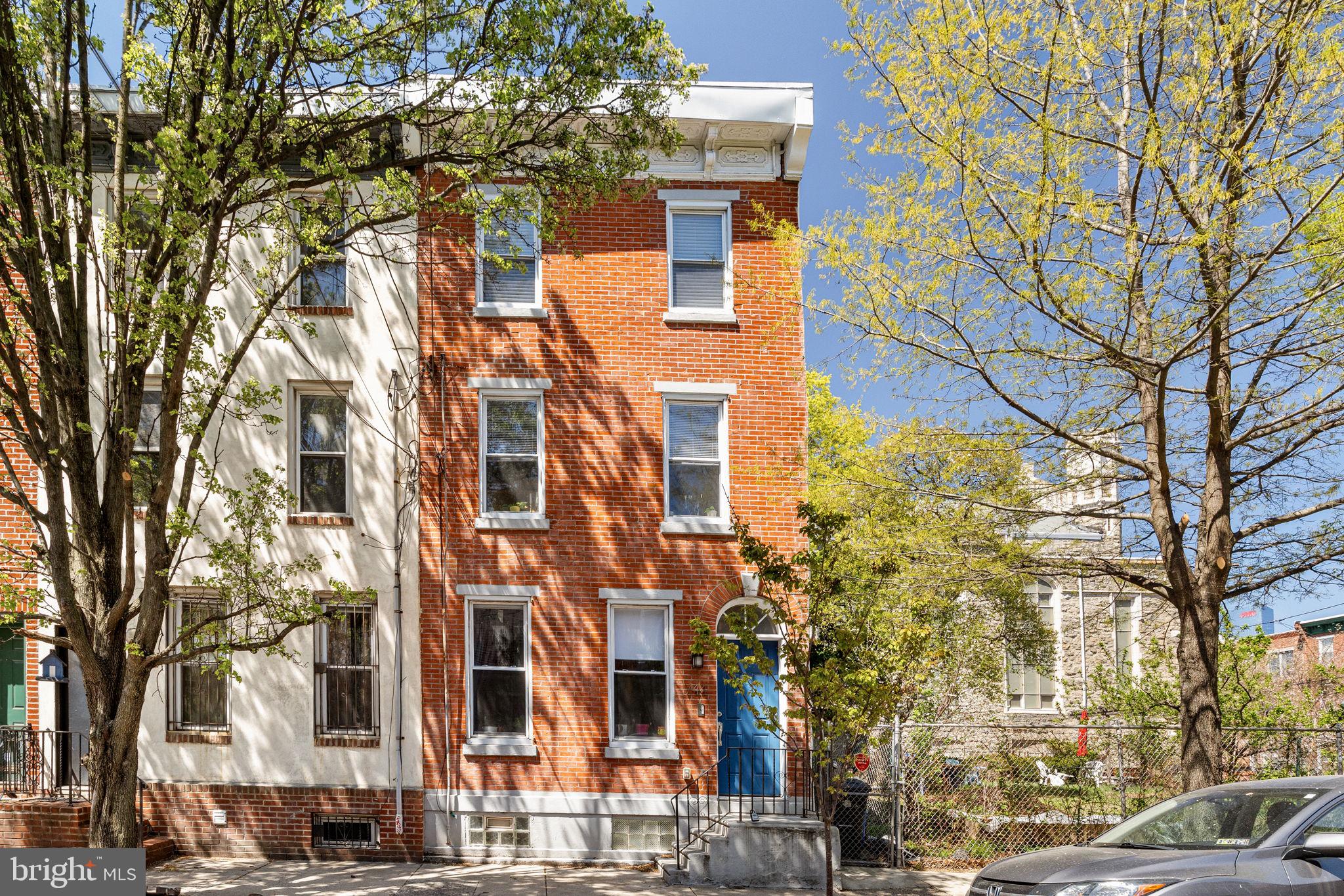 744 South 19th Street Philadelphia, PA 19146 - Photo 1 of 29 front view of a building