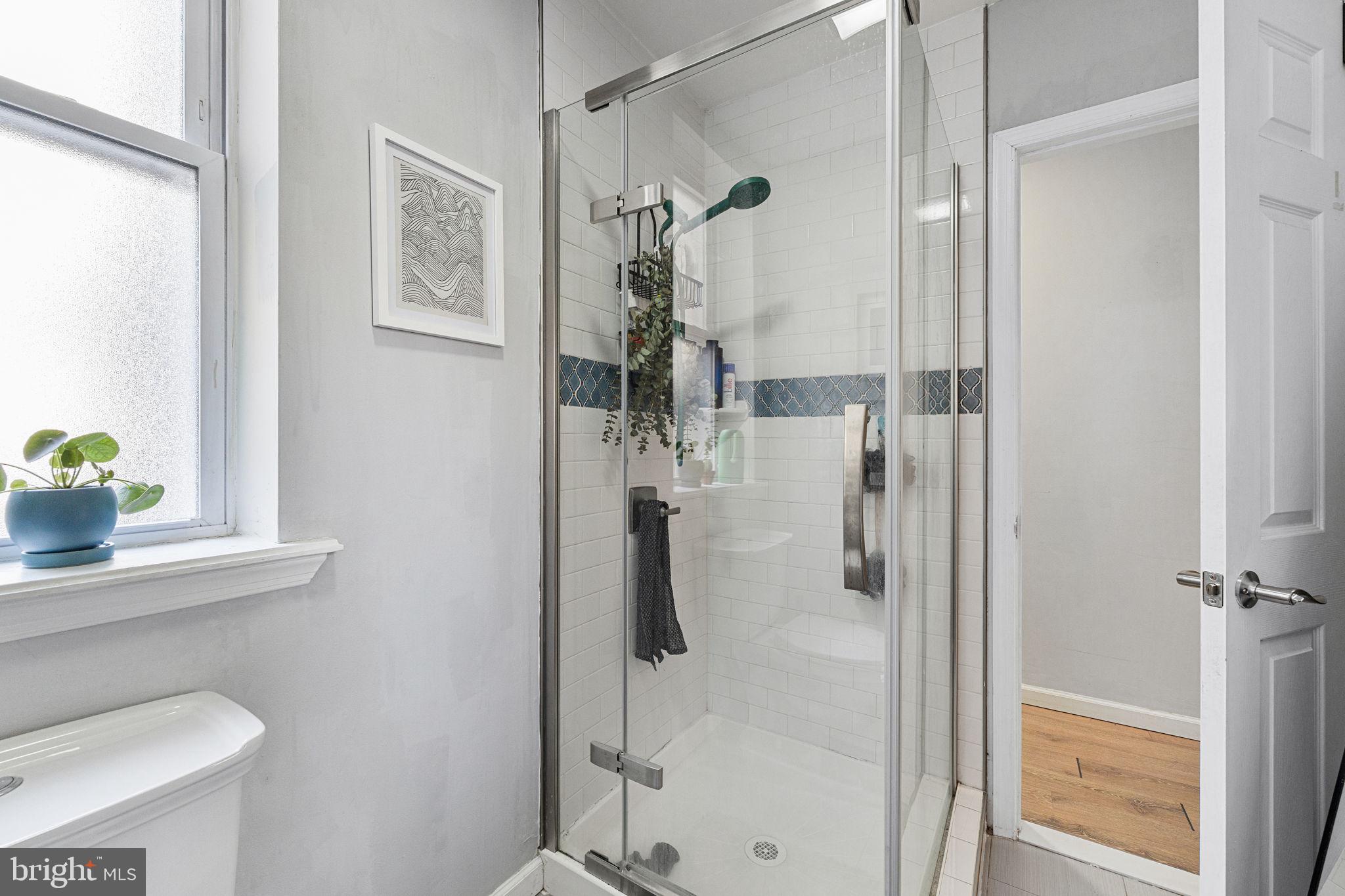 744 South 19th Street Philadelphia, PA 19146 - Photo 24 of 29 a bathroom with a shower