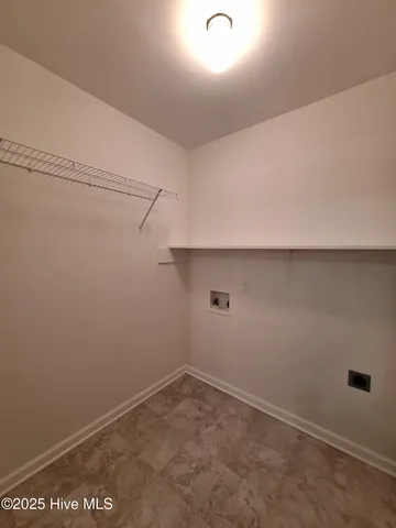 $1,300 | 2207 Locksley Woods Drive, Unit E, Greenville, NC 27858