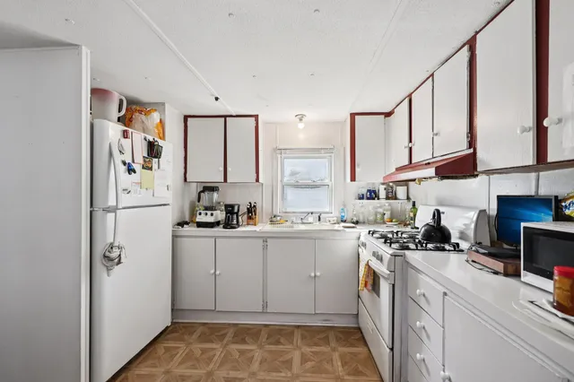 $38,000 | 1403 Concord Street South, Unit 15, South St. Paul, MN 55075