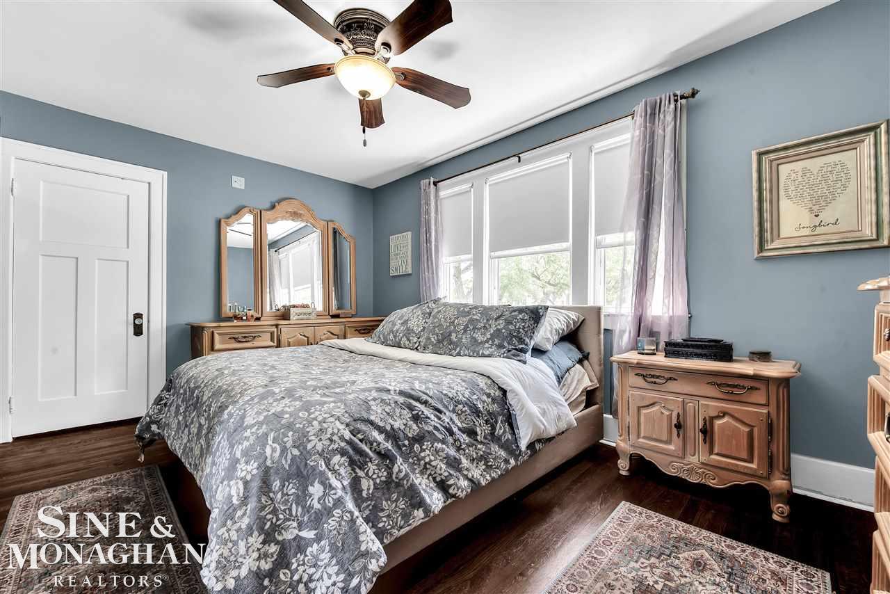 1164 Wayburn Street Grosse Pointe Park, MI 48230 - Photo 13 of 33