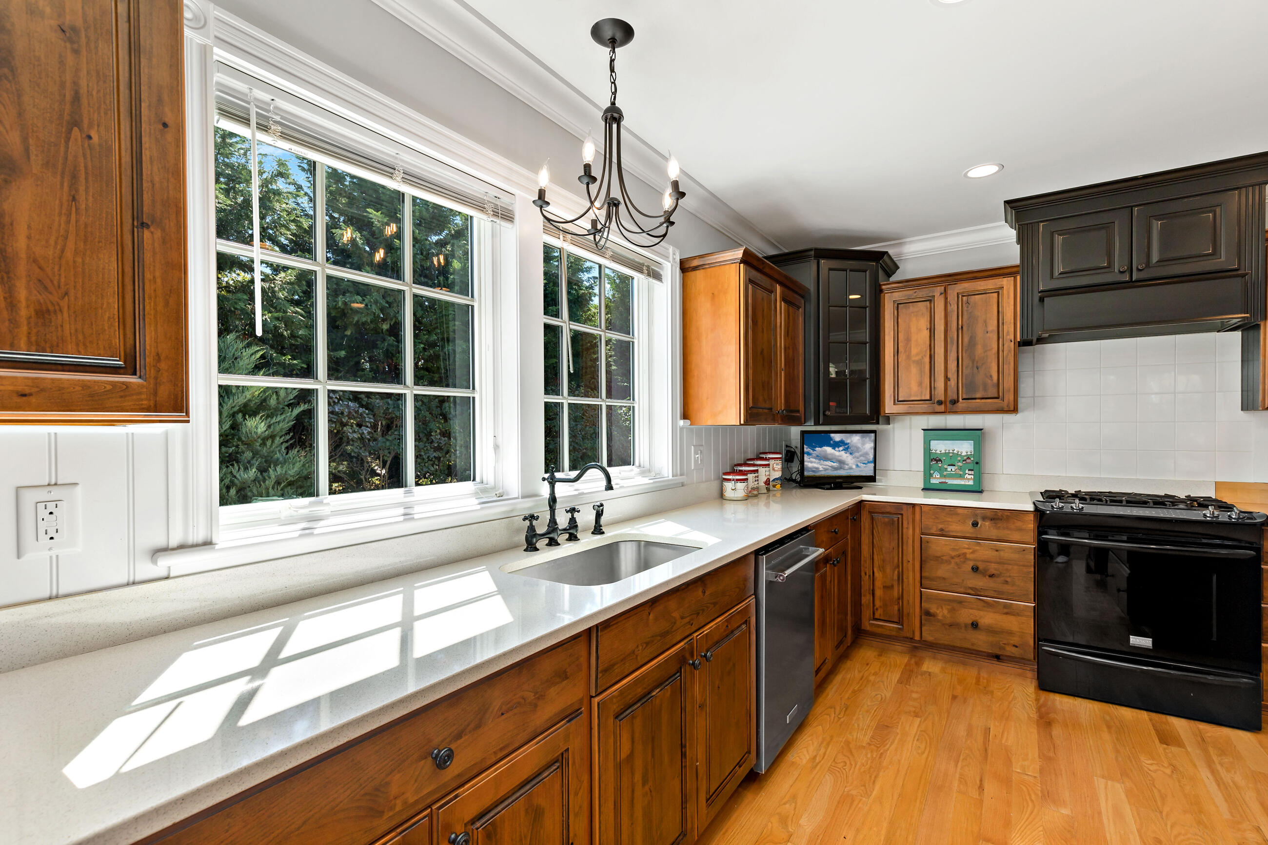 80 Lawton Road Eastham, MA 02642 - Photo 16 of 72 11