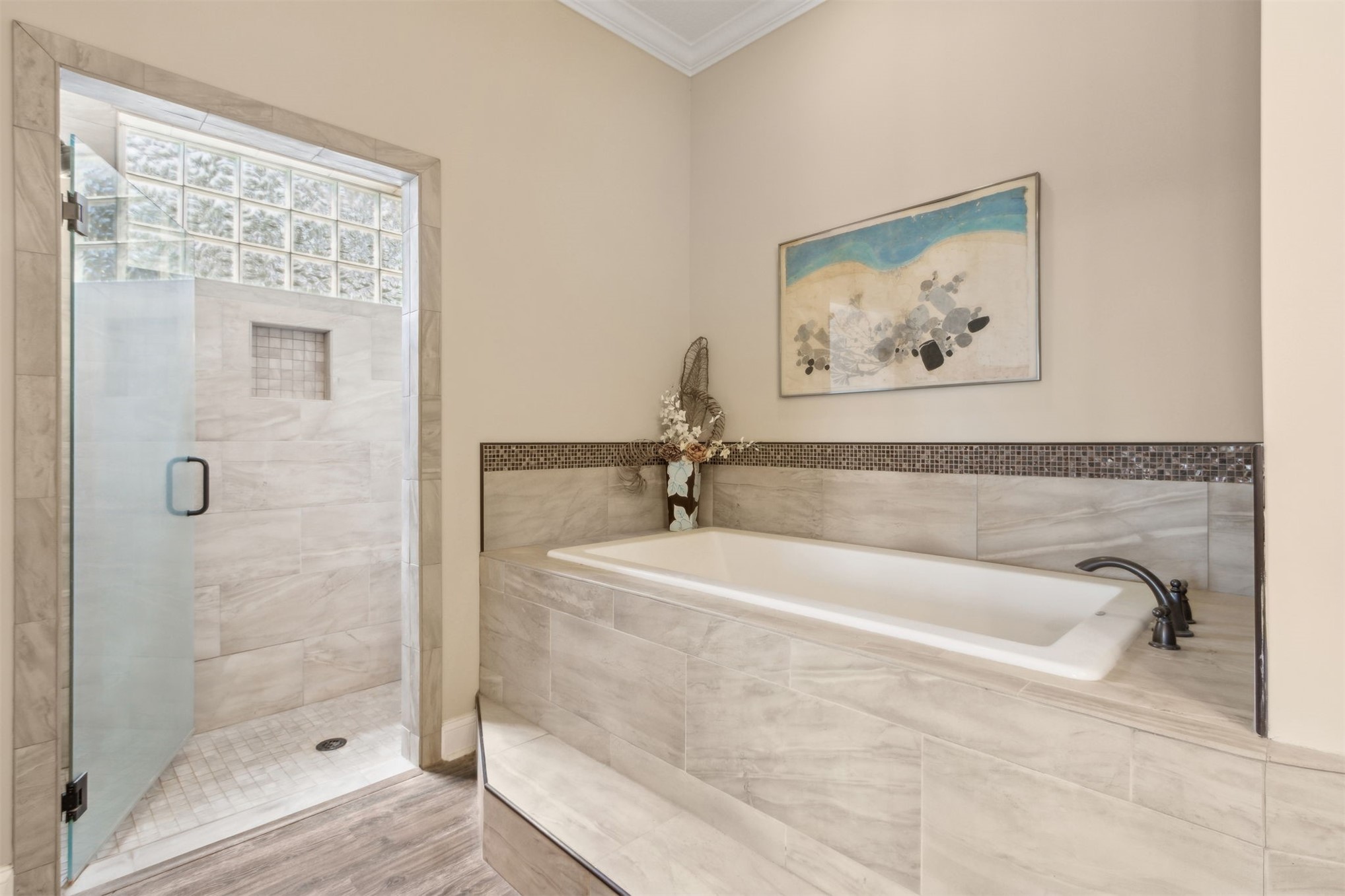 1900 Sycamore Lane Fernandina Beach, FL 32034 - Photo 16 of 54 a bath tub sitting next to a bathroom sink