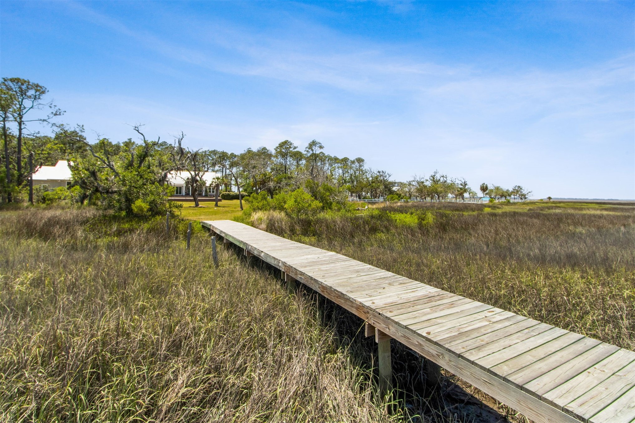 1900 Sycamore Lane Fernandina Beach, FL 32034 - Photo 43 of 54 a view of a lake with houses in the back