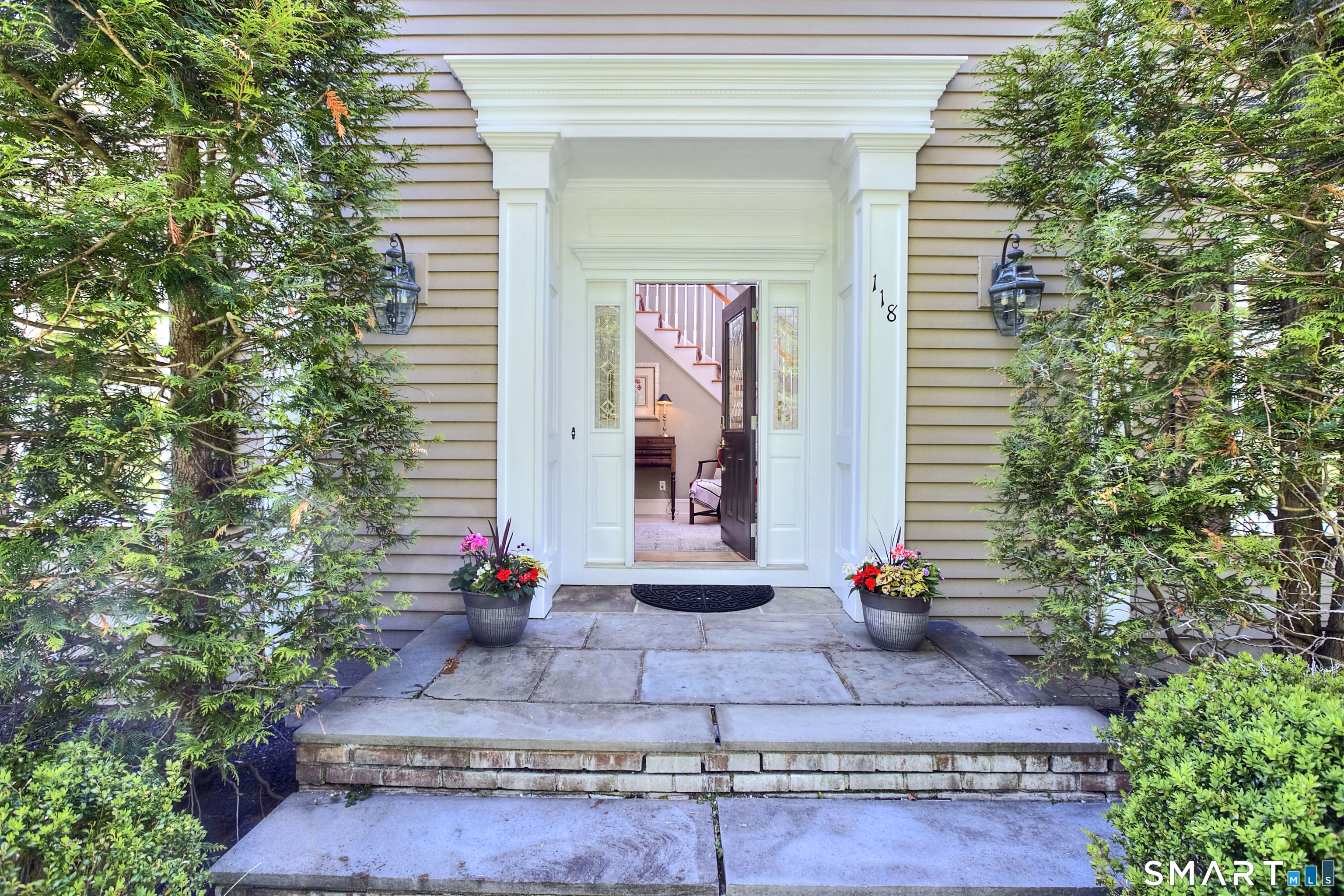 118 Nursery Road Ridgefield, CT 06877 - Photo 4 of 40