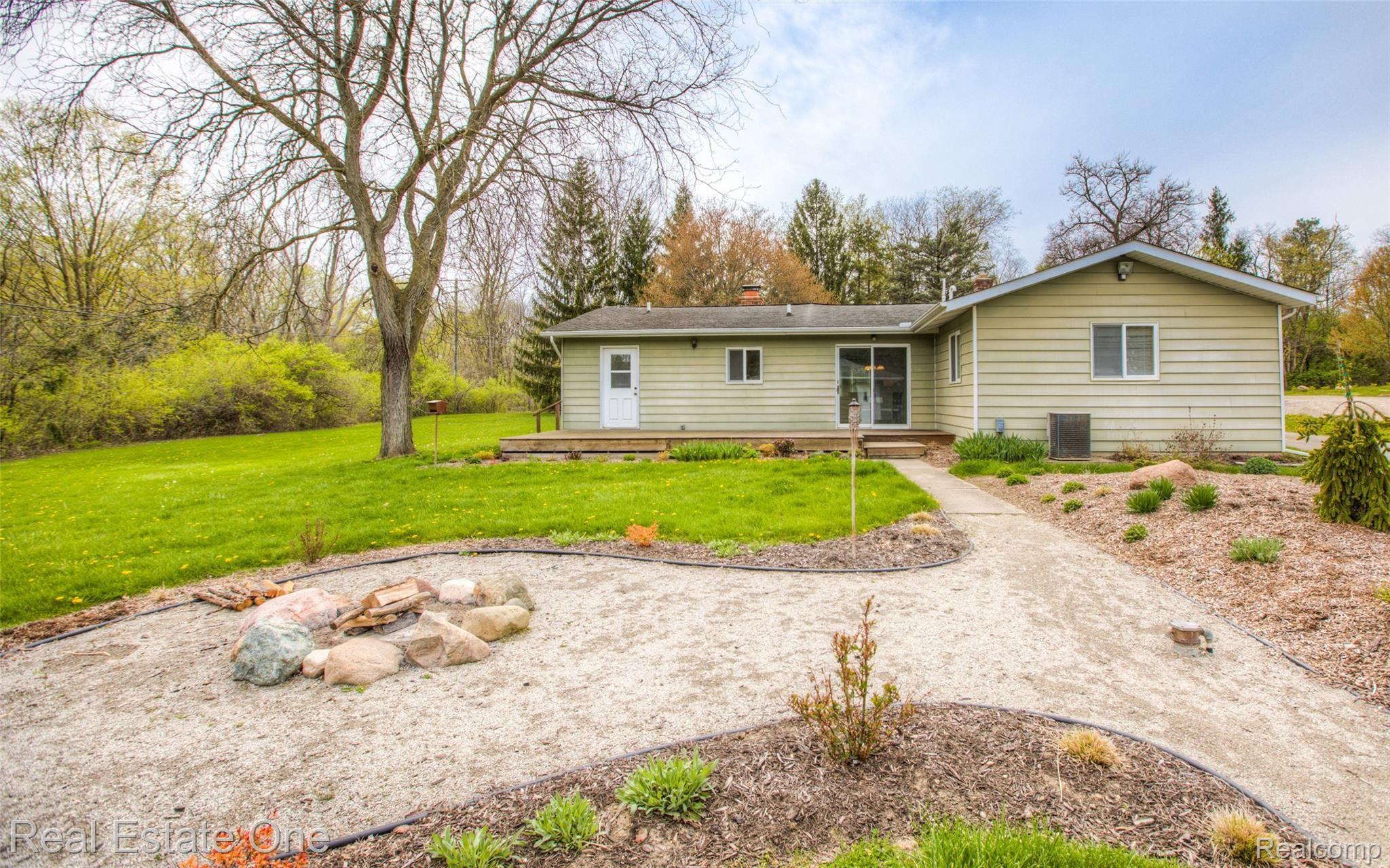 7828 Ridge Road North Canton, MI 48187 - Photo 26 of 28 -5.jpg