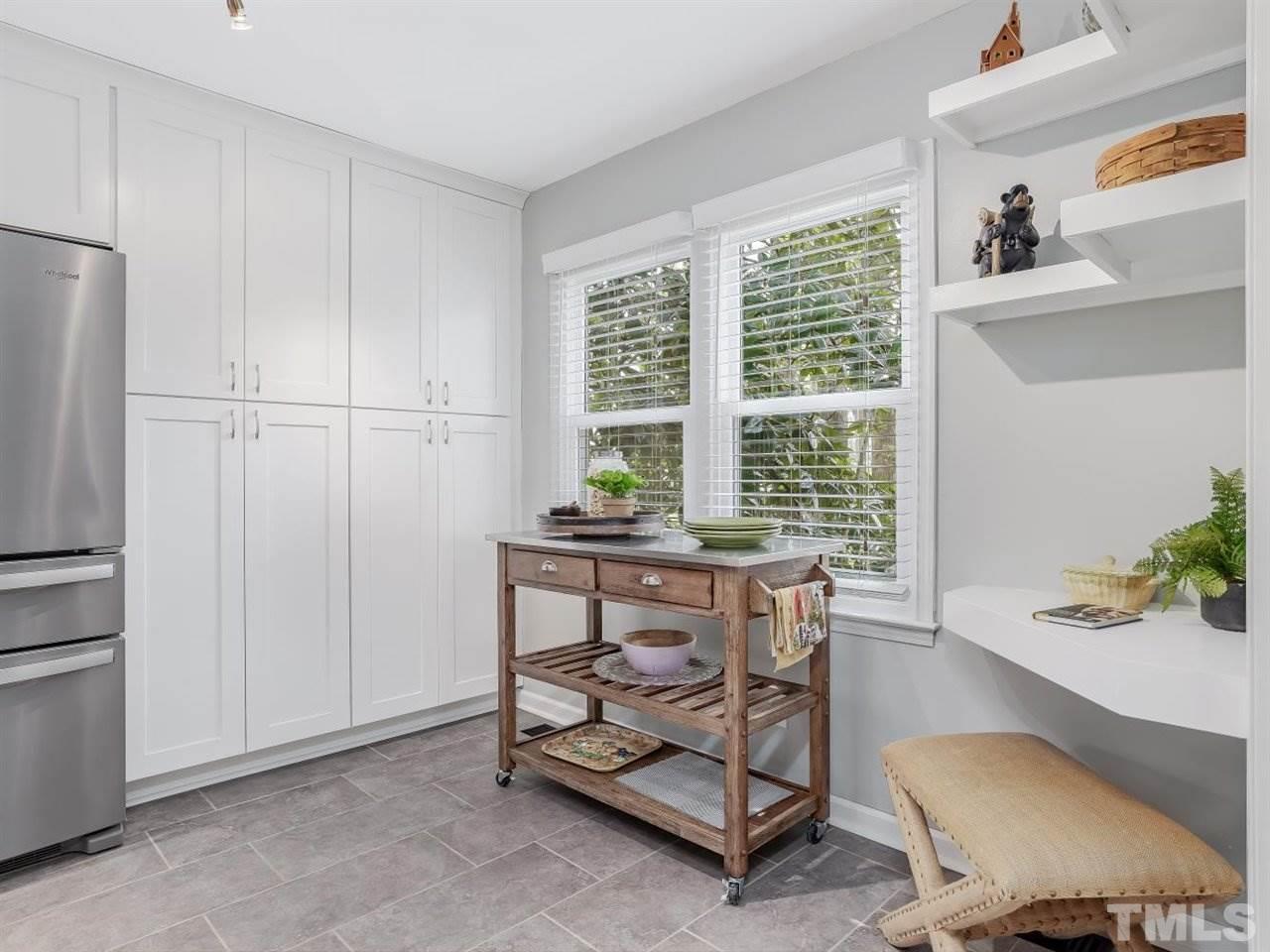 706 Grimstead Circle Cary, NC 27511 - Photo 11 of 30