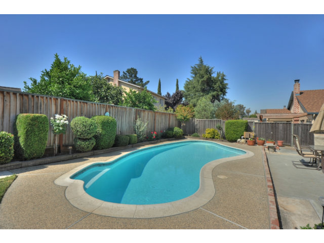 1312 Lightland Road San Jose, CA 95121 - Photo 18 of 21 Gallery Image 18