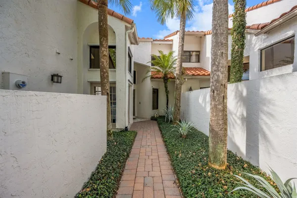 $9,000 | 2443 Windsor Way Court, Wellington, FL 33414