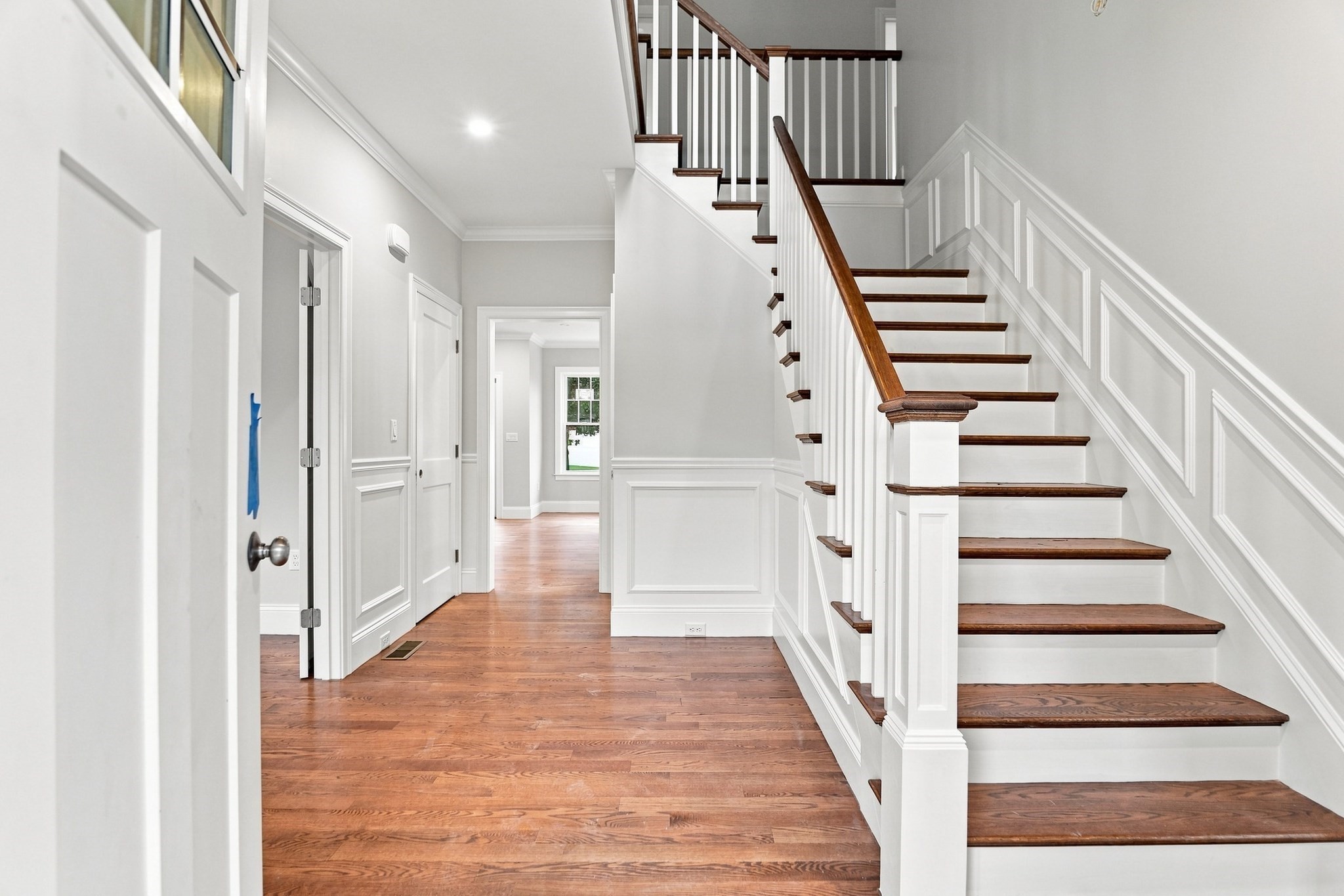 17 Winter Road Woburn, MA 01801 - Photo 4 of 42 Gallery Image 4