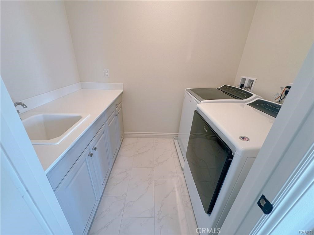 224 Geyser Irvine, CA 92618 - Photo 23 of 29