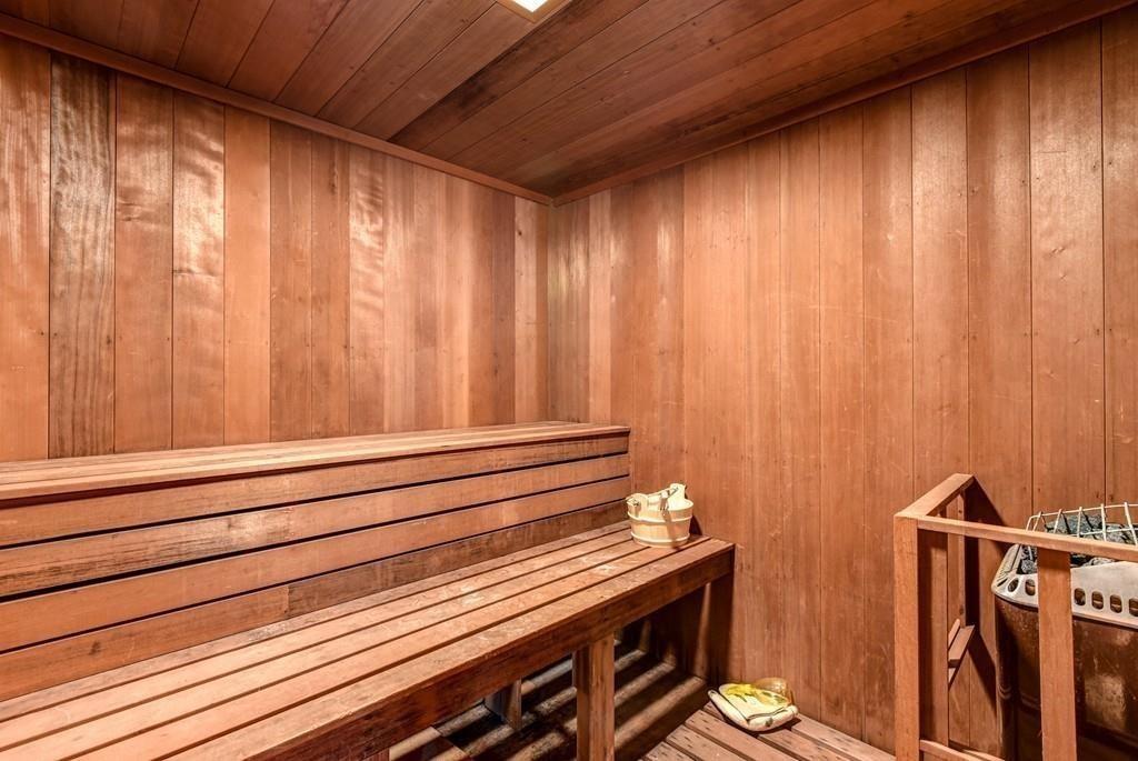 41 University Road Brookline, MA 02445 - Photo 30 of 37 a view of entryway