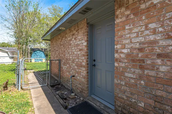 $1,950 | 503 Bellmar Lane, Friendswood, TX 77546