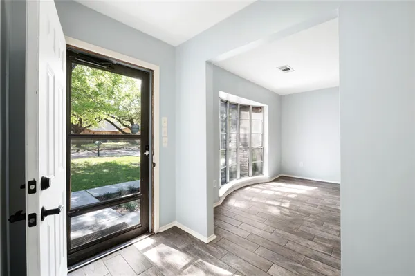 $1,950 | 503 Bellmar Lane, Friendswood, TX 77546