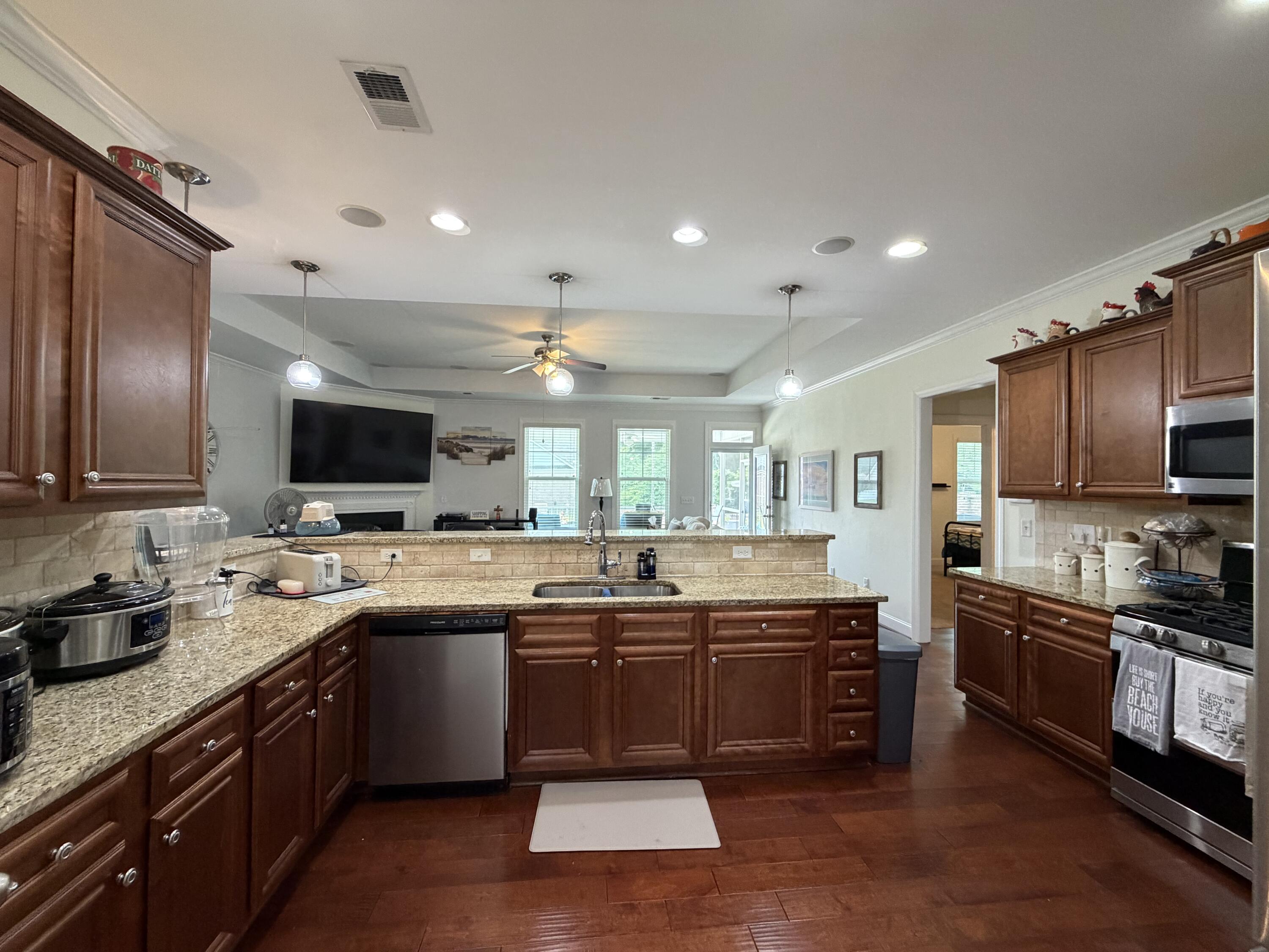 1030 Dewees Street Sumter, SC 29150 - Photo 17 of 28